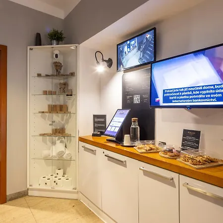 فندق Pytloun Self Check-in
