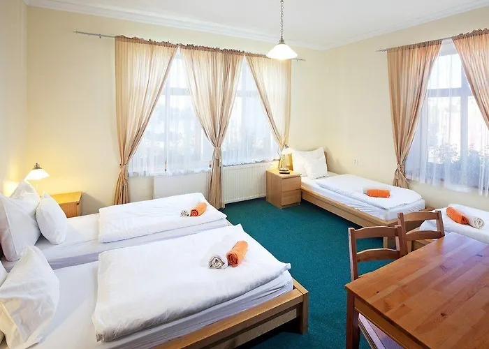 فندق Pytloun Self Check-in 3*